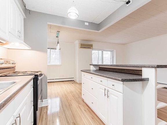 2nd image of 20 John St #110
