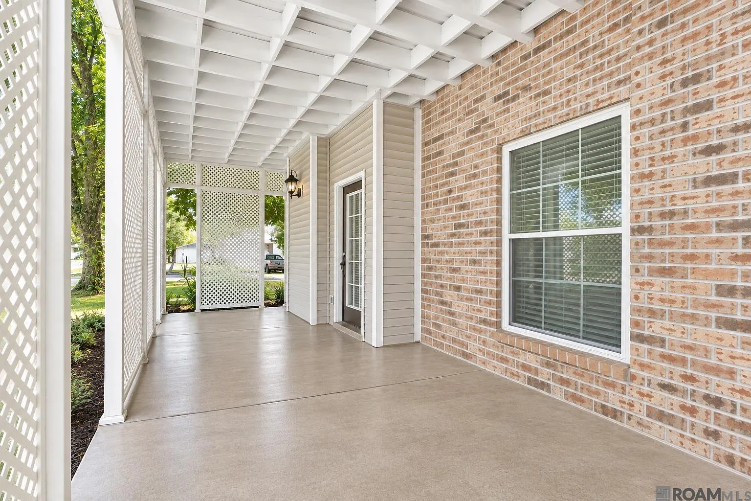 3 bed, 1447 sqft, $1,750 — Photo 2