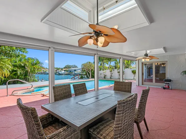 487 Island Way, Clearwater, FL 33767