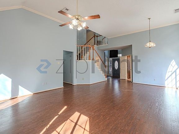 5th image of 16023 Gladebrook Glen Ln