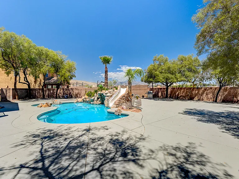 9610 Hawk Cliff Ave32_06012026
