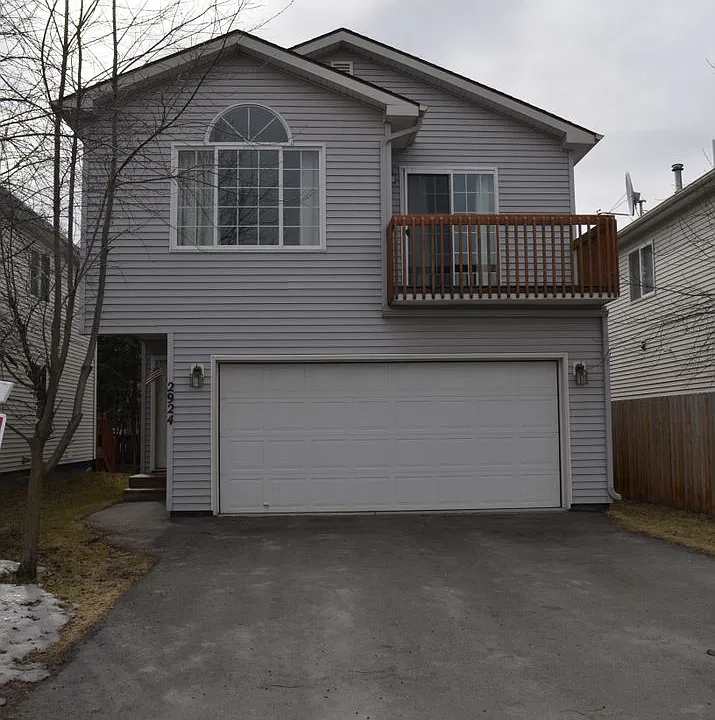 2924 Red Currant Cir