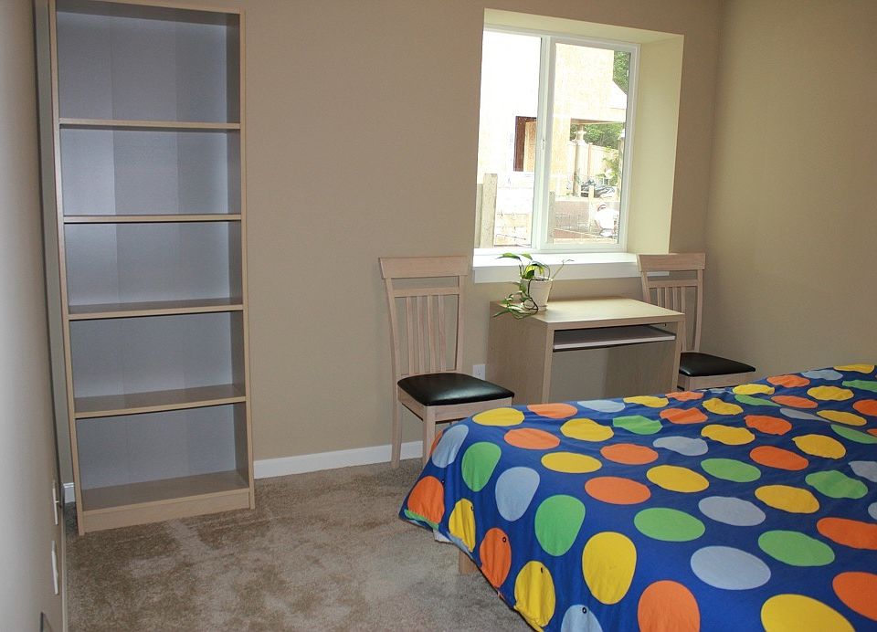 1st image of 14020 SE 21st Pl