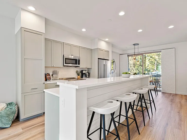 18007 3rd Ave NE — Photo 25