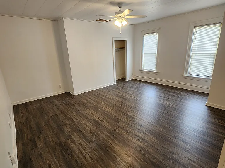243 W Brady St #243 — Photo 4