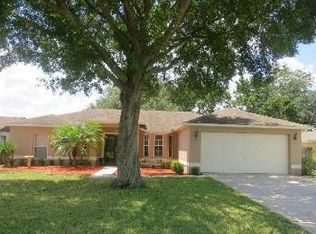 810 Rockingham Rd, Lakeland, FL 33809