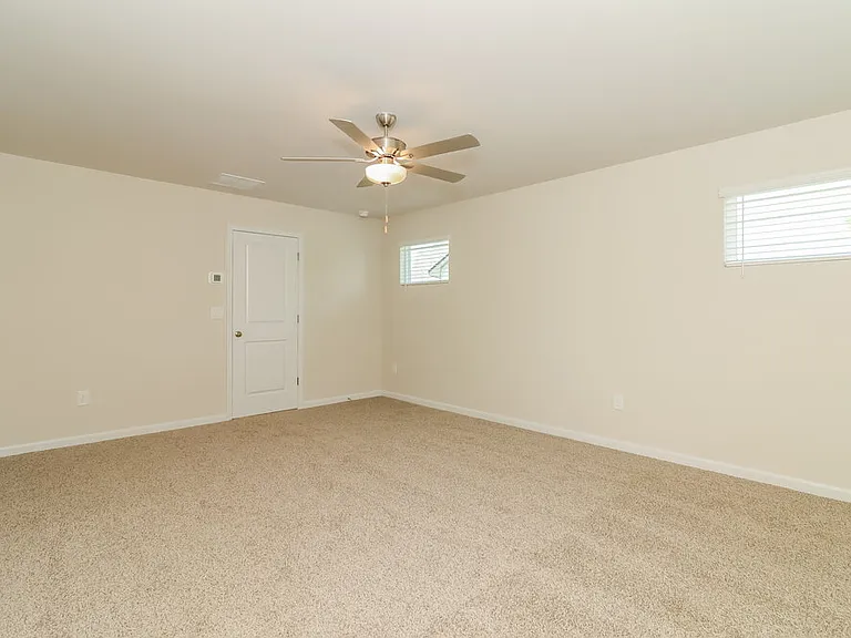 211 Katelyn Way — Photo 11