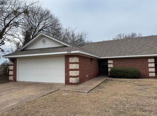 500-502 Shady Park Trl, Hewitt, TX 76643