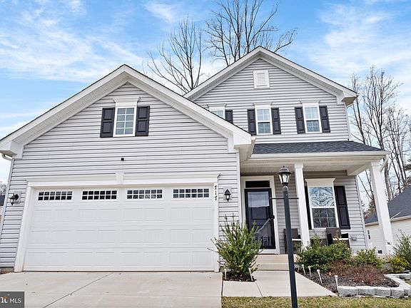 3rd image of 717 Keswick Dr