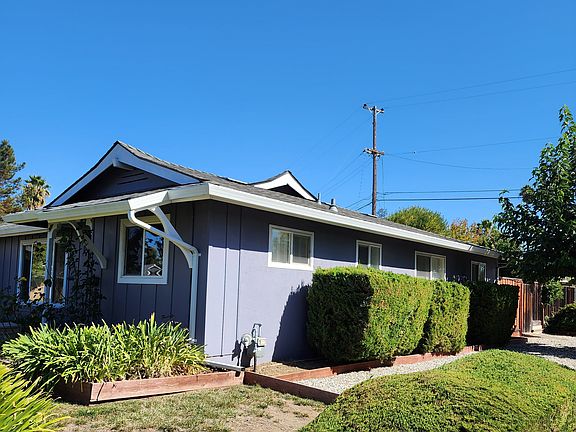 3rd image of 1382 Vallejo Dr