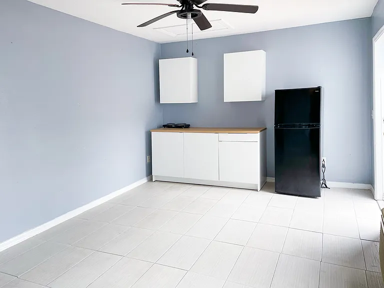 564 Orchid Dr — Photo 24