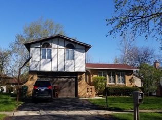 5228 Roberta Ln, Richton Park, IL 60471