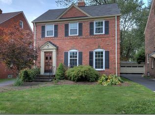 3564 Stoer Rd, Shaker Heights, OH 44122