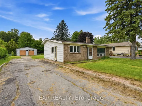 2498 Mer Bleue Rd, Ottawa, ON K4B 1H9
