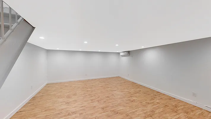 Rented by Corcoran | media 7