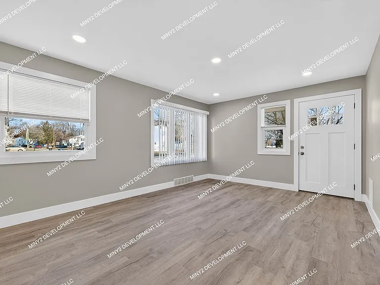 34039 Cambria Ct — Photo 11