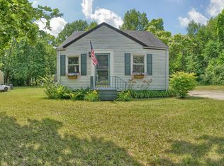 985 Leidich St, Lake Orion, MI 48362