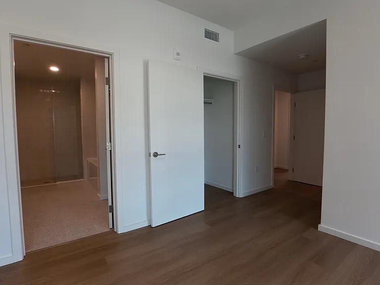 5119 Colfax Ave #201 — Photo 30