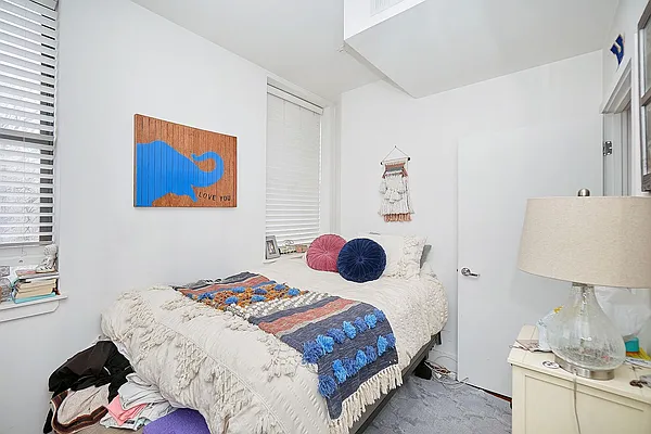 Rented by Keller Williams NYC | media 2