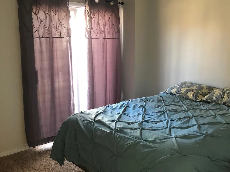 Upstairs bedroom 2