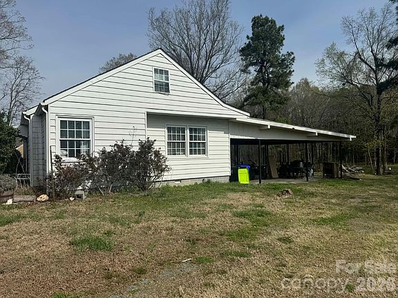 4th image of 3761 W Greensboro Chapel Hill Rd