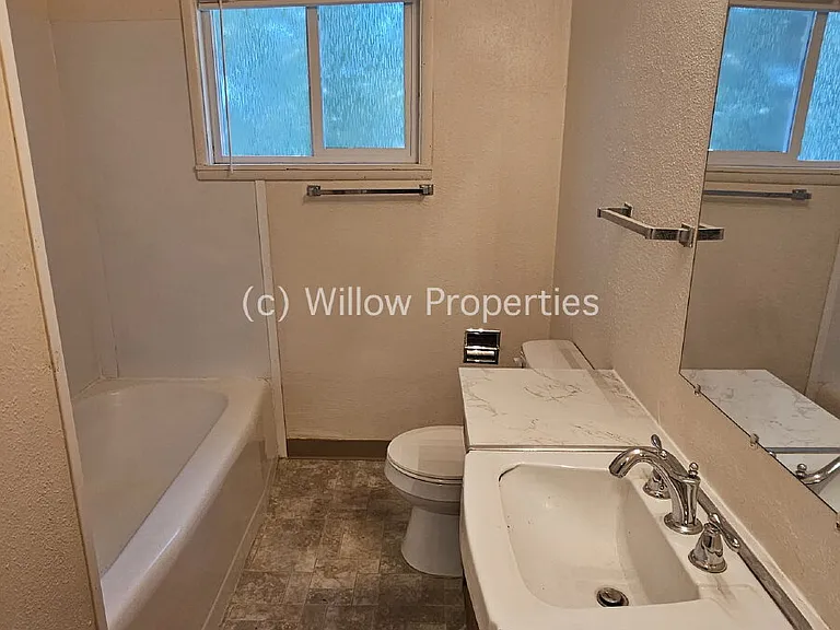 6010 99th St SW — Photo 8