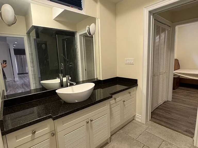 2374 Robmar Dr — Photo 10