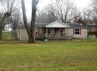 411 N 11th St, Petersburg, IN