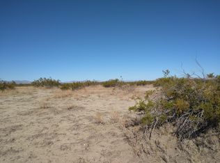 Vic Ave E #R-8, Palmdale, CA 93591