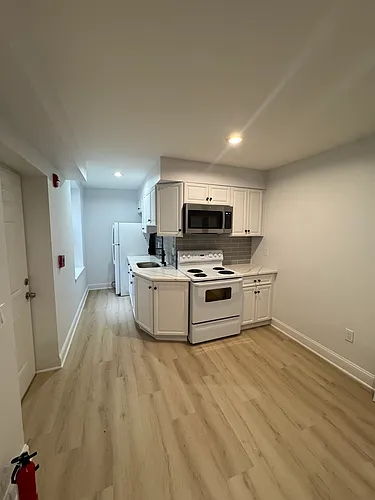 428 South St #A Photo 1