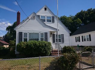 82 Oakmere St, West Roxbury, MA 02132