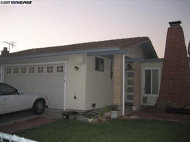 1st image of 3509 Lake Ontario Dr