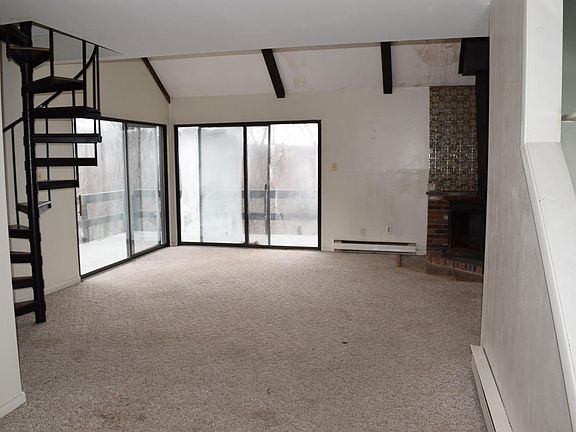 2nd image of 16 Middle Village Way