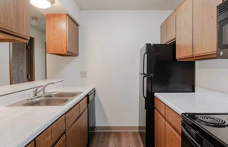 Hamlet Apartments — Photo 22