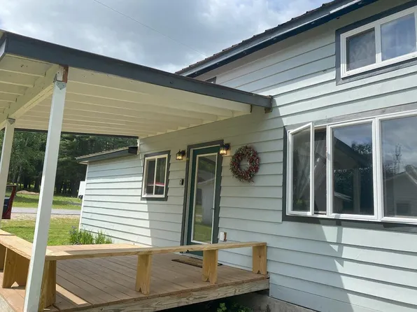 20 Orchard Ln, Jay, NY 12941