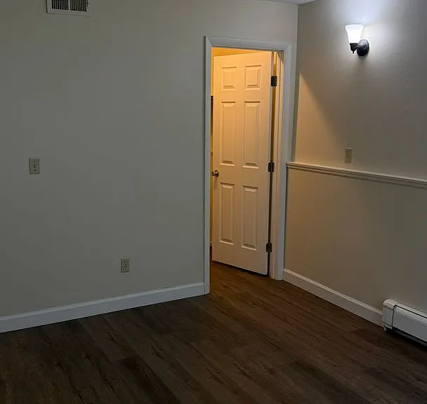 3233 Lakeside Dr #102 — Photo 9