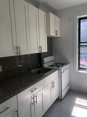 3rd image of 974 45th St #Aa3