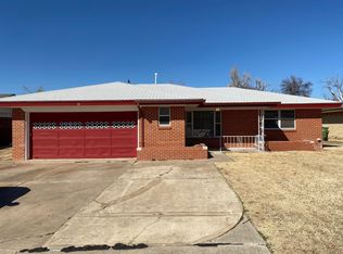 11 Utah Ave, Yukon, OK 73099