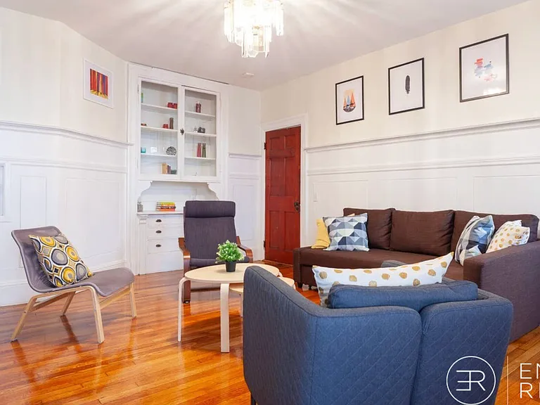 1247 Beacon St #1A — Photo 7
