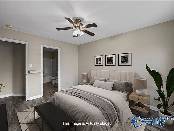 3rd image of 205 Cloverbrook Dr