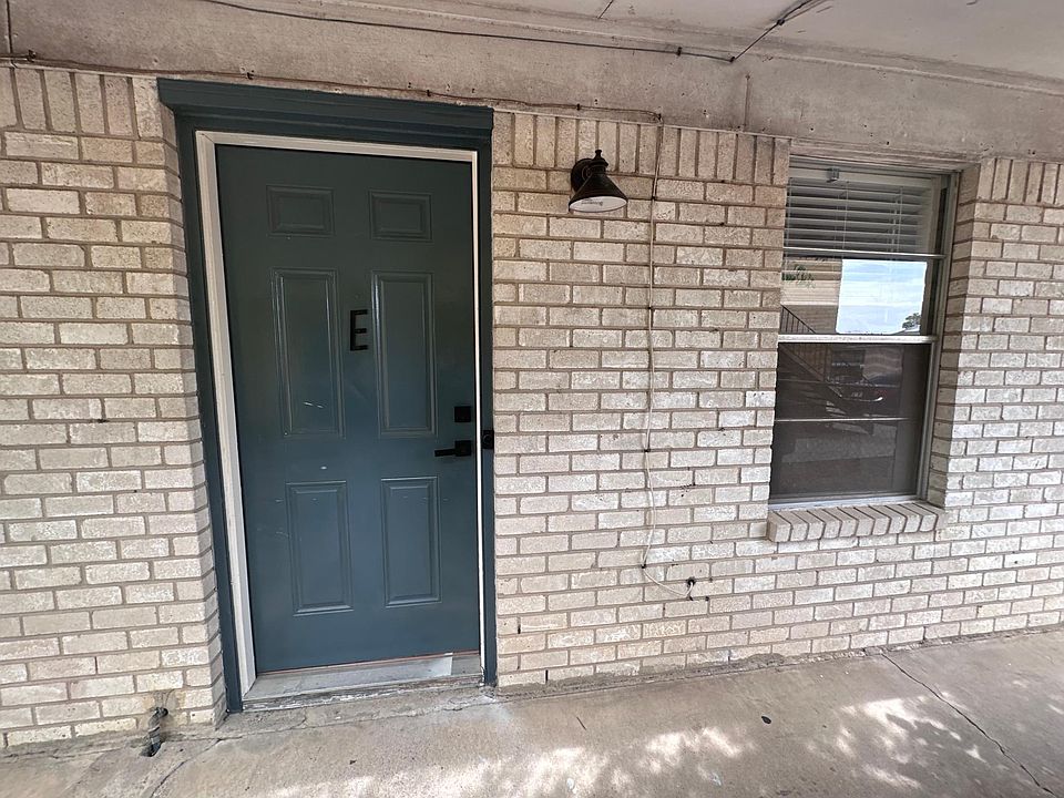 1st image of 1202 Urbantke Ct #E
