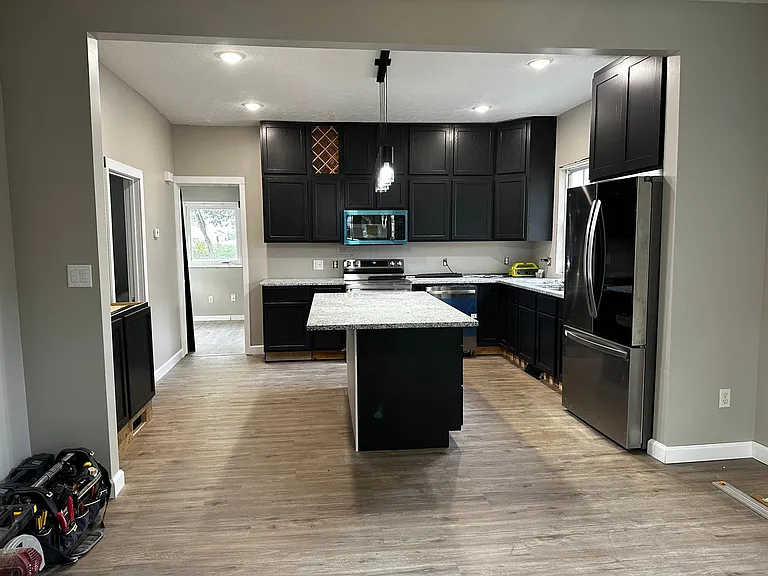 6218 Kearney Ave — Photo 1