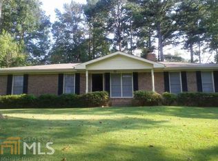 57 Red Oak Dr, Newnan, GA 30263