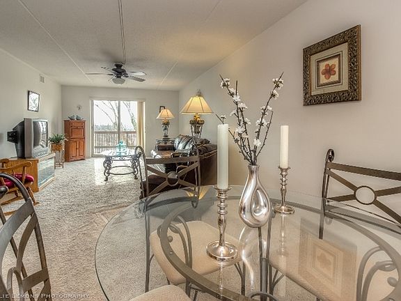 4th image of 500 Redondo Dr APT 508