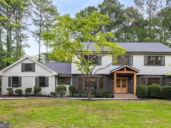 3016 Greenfield Dr, Marietta, GA 30068
