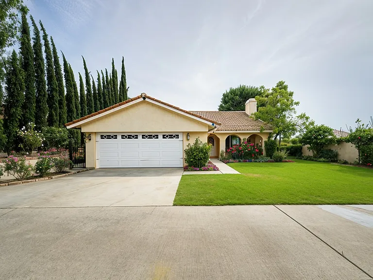 2660 Conata St — Photo 1