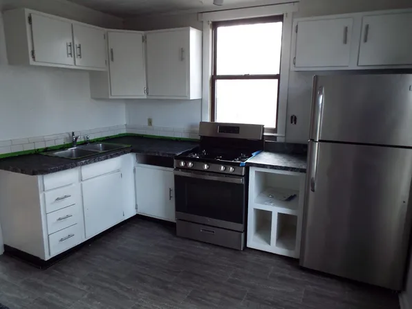 323 Center St #2, Miamiville, OH 45147