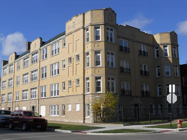 8154 S Marshfield Ave — Photo 1