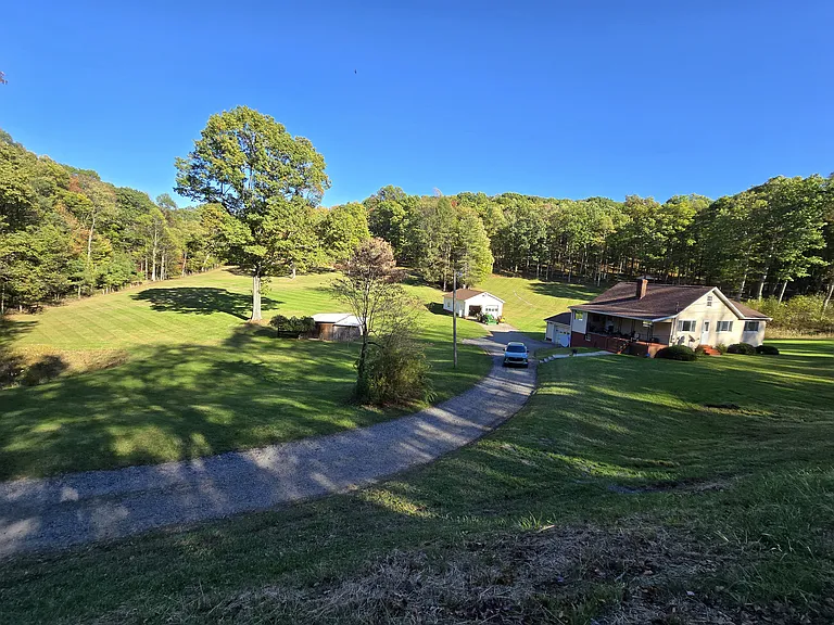 15731 Veterans Memorial Hwy — Photo 23