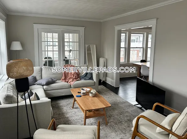 59 Sunset Road # Second Floor, Somerville, MA 02144
